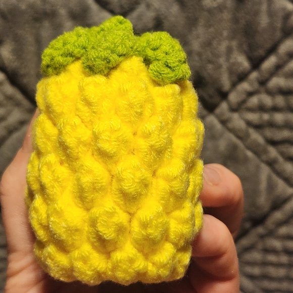 Positive Pineapple Small Crochet Plush Toy Yellow and Green Encourage Loved Ones - Picture 5 of 7